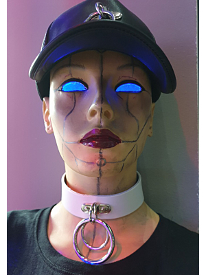 LEATHER CHOCKER WITH MEDIUM AND LARGE RINGS  - WHITE