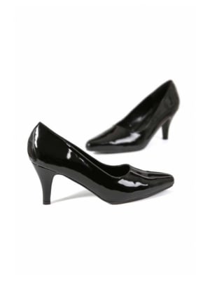 Black patent stilettos with Leather insole