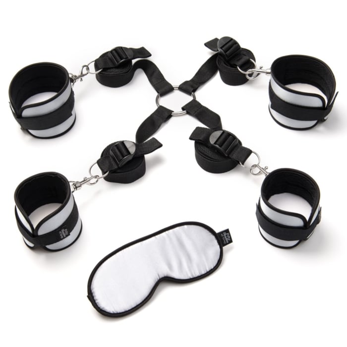 Σετ Δεσίματος Hard Limits Bed Restraint Kit - Μαύρο | Fifty Shades
