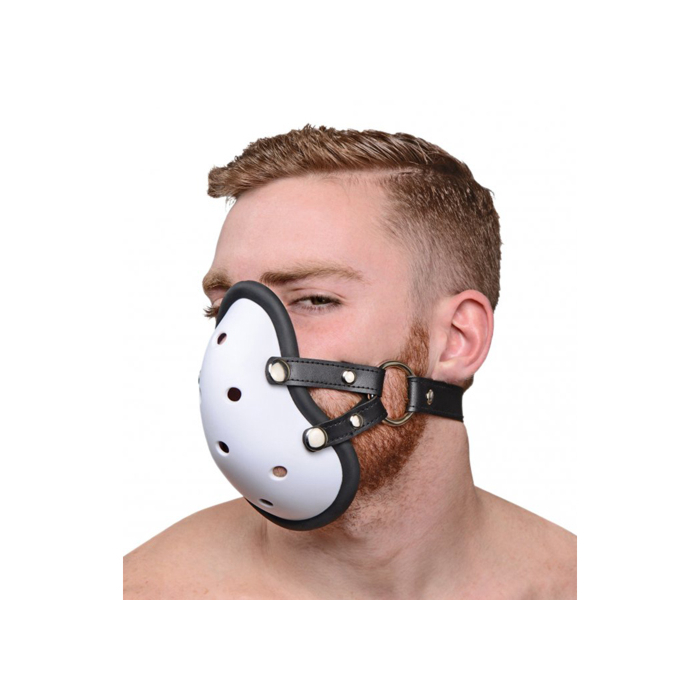 Musk Athletic Cup Muzzle - Xr Brands