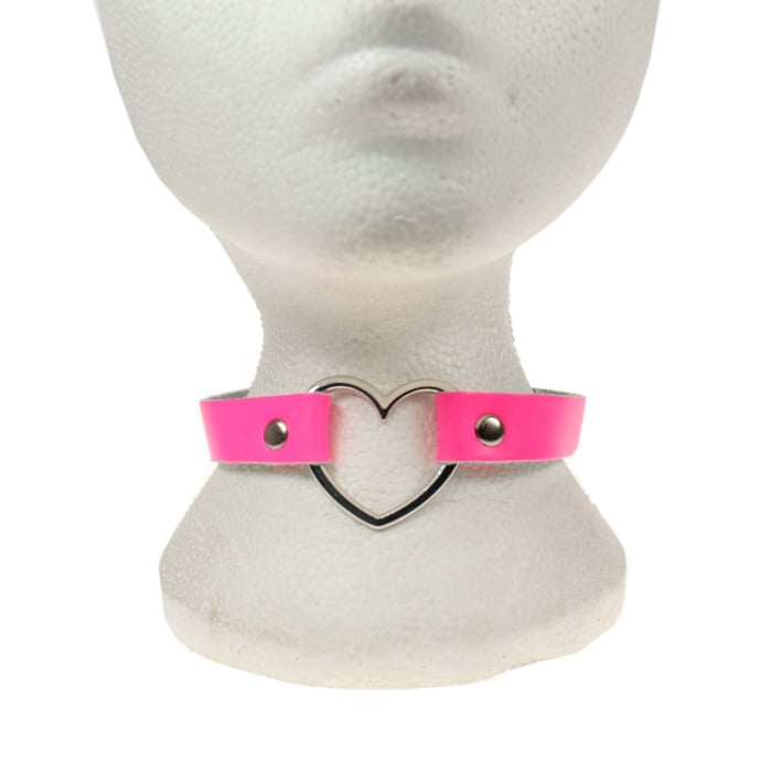 Δερμάτινο Χειροποίητο Κολάρο Row Heart Fitting Choker (Ροζ) - BULLET69